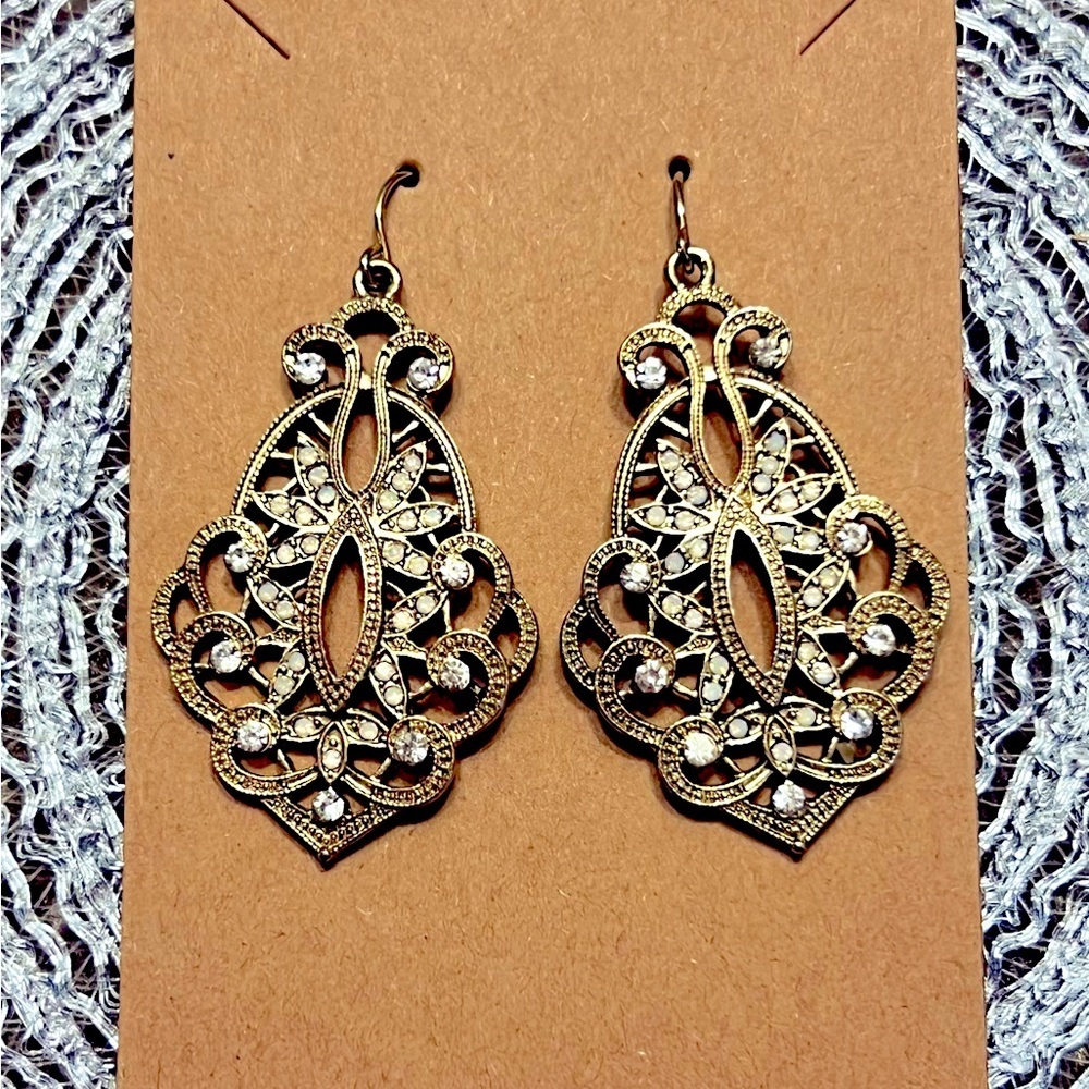 Gold Victorian Style Filigree Dangle Earrings